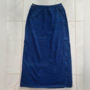 Vintage Knitted cotton Blue Denim Skirt!
